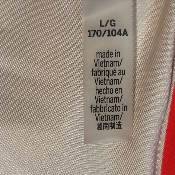 Victoria's Secret Women’s Red Bikini Top Size Large - Picture 3 of 7